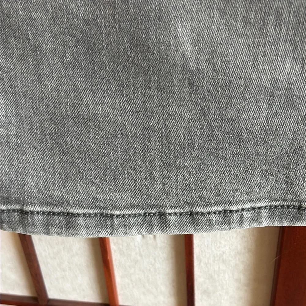 Cabi Button Fly Straight Women's Gray Jeans, 8 - Picture 6 of 9